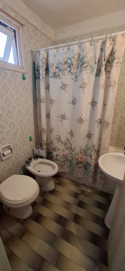 VENTA 2 AMBIENTES CON COCHERA 
