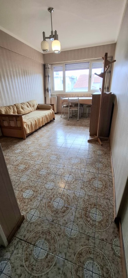 VENTA 2 AMBIENTES CON COCHERA 