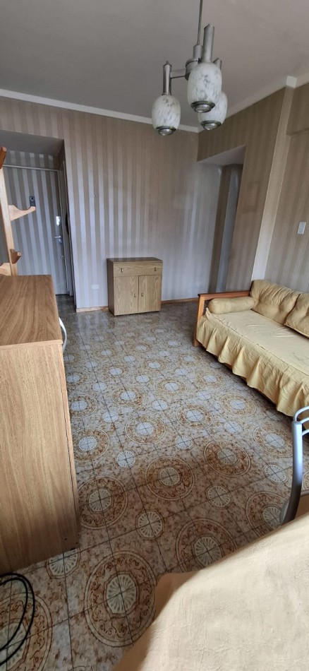 VENTA 2 AMBIENTES CON COCHERA 
