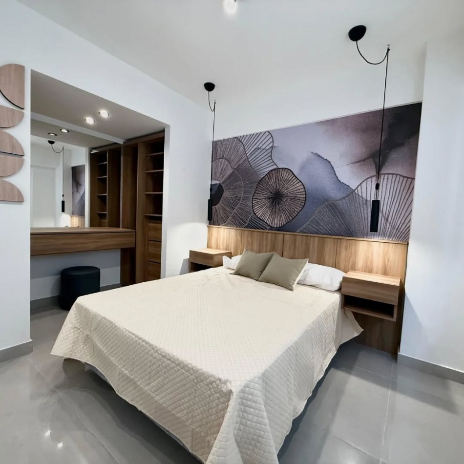 VENTA 3 AMBIENTES A LA CALLE CON BALCON