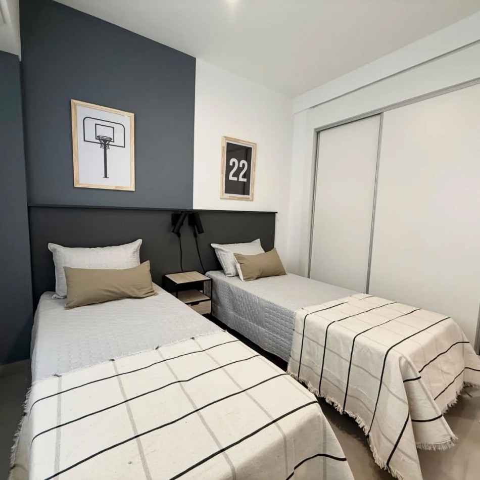 VENTA 3 AMBIENTES A LA CALLE CON BALCON