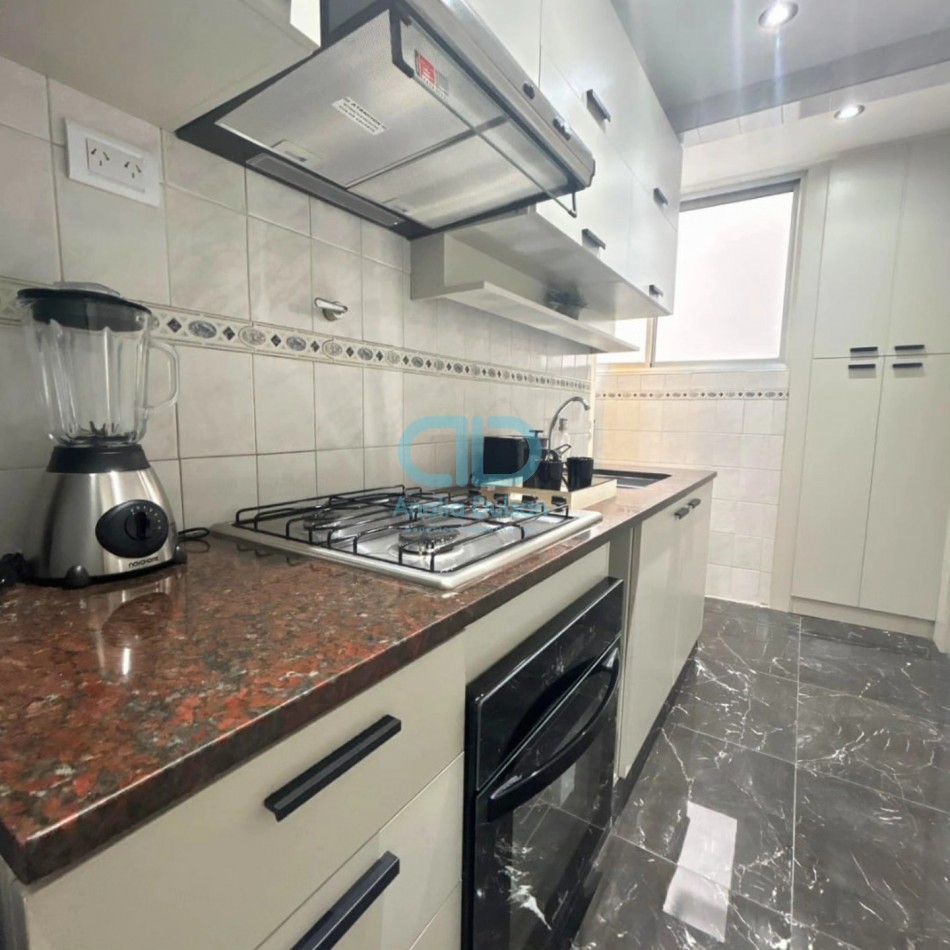 VENTA 2 AMBIENTES CON DEPENDENCIA