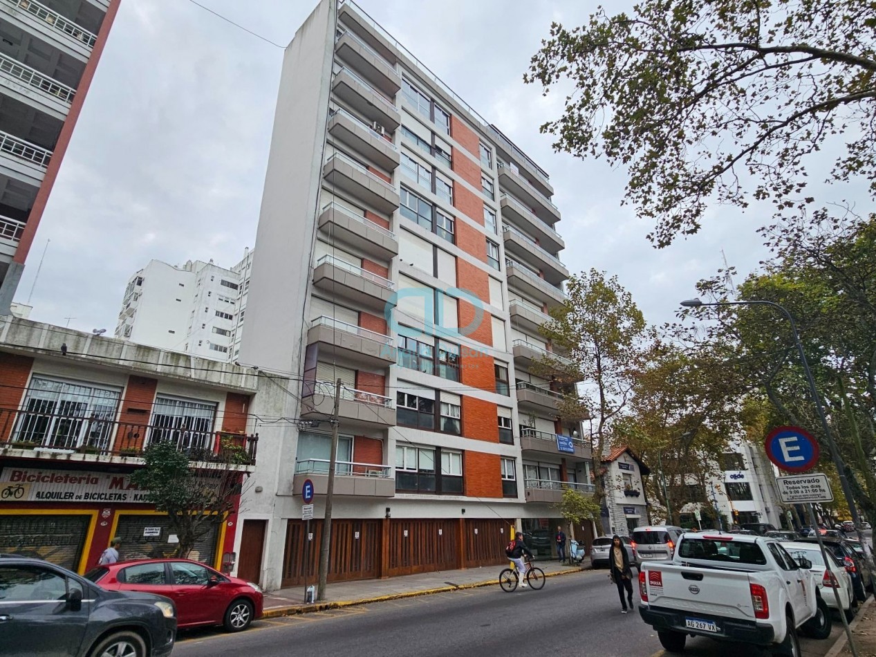 VENTA PISO PLAZA MITRE 