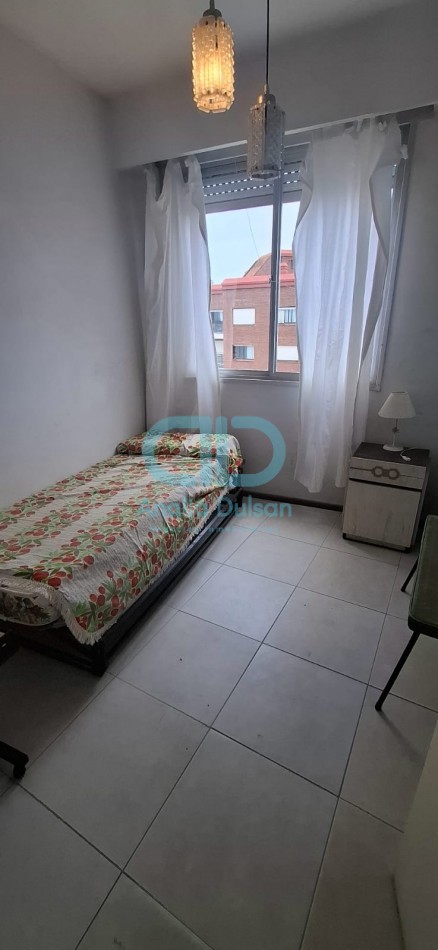 VENTA 4 AMBIENTES- DEPENDENCIA Y COCHERA - VISTA AL MAR 