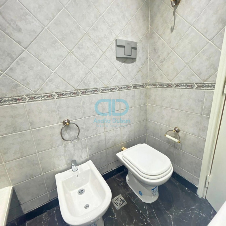 VENTA 2 AMBIENTES CON DEPENDENCIA