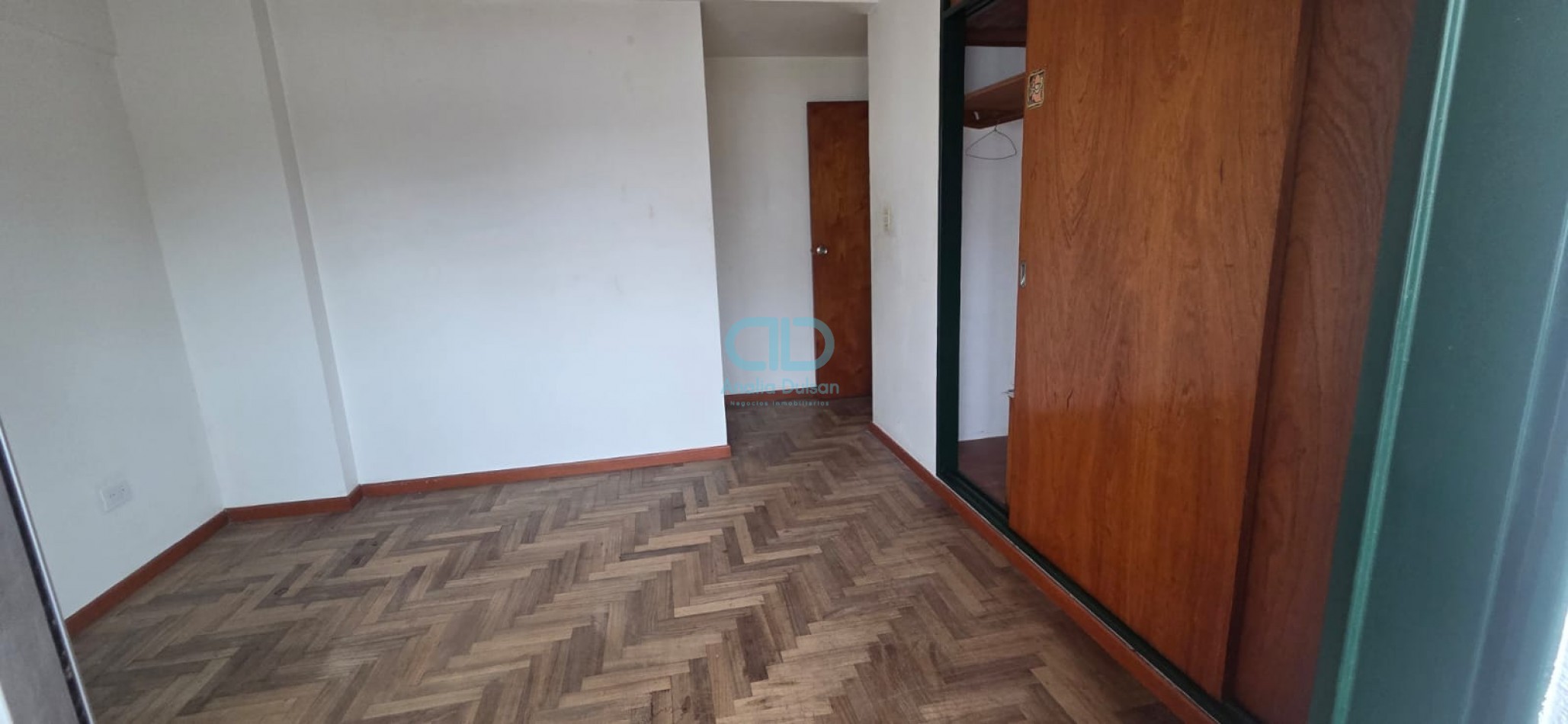 VENTA 3 AMBIENTES - ESPACIO COCHERA 