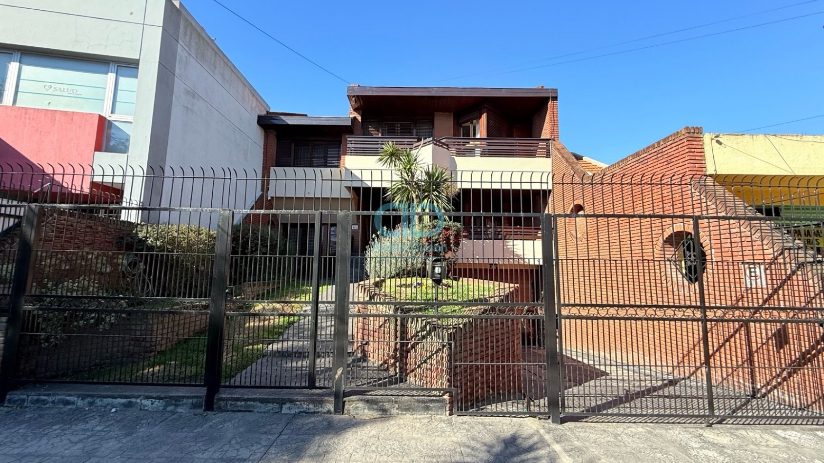 VENTA IMPORTANTE CHALET