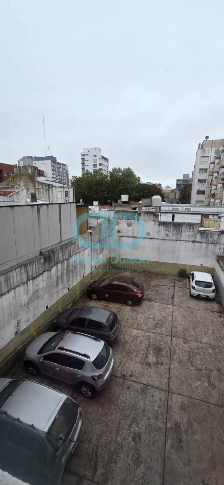VENTA 3 AMBIENTES - ESPACIO COCHERA 
