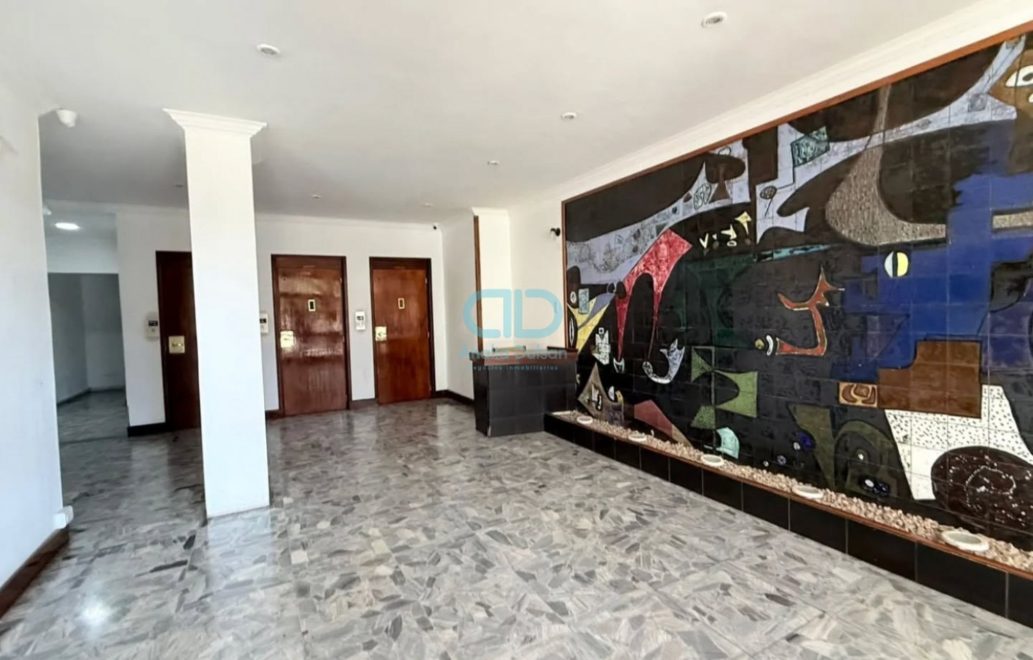 VENTA 2 AMBIENTES CON DEPENDENCIA 