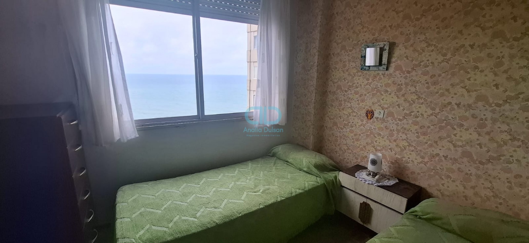 VENTA 4 AMBIENTES- DEPENDENCIA Y COCHERA - VISTA AL MAR 