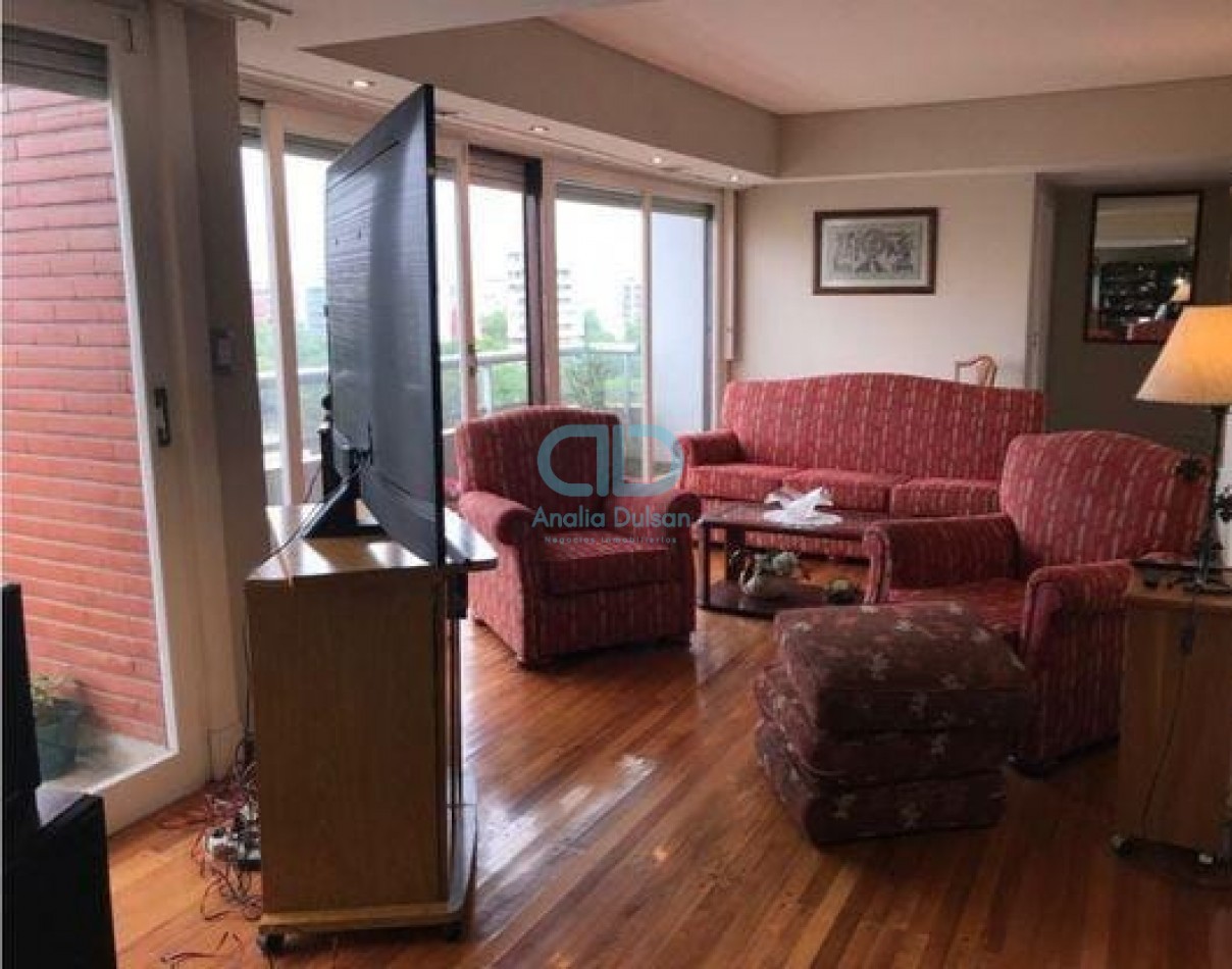 VENTA PISO PLAZA MITRE 