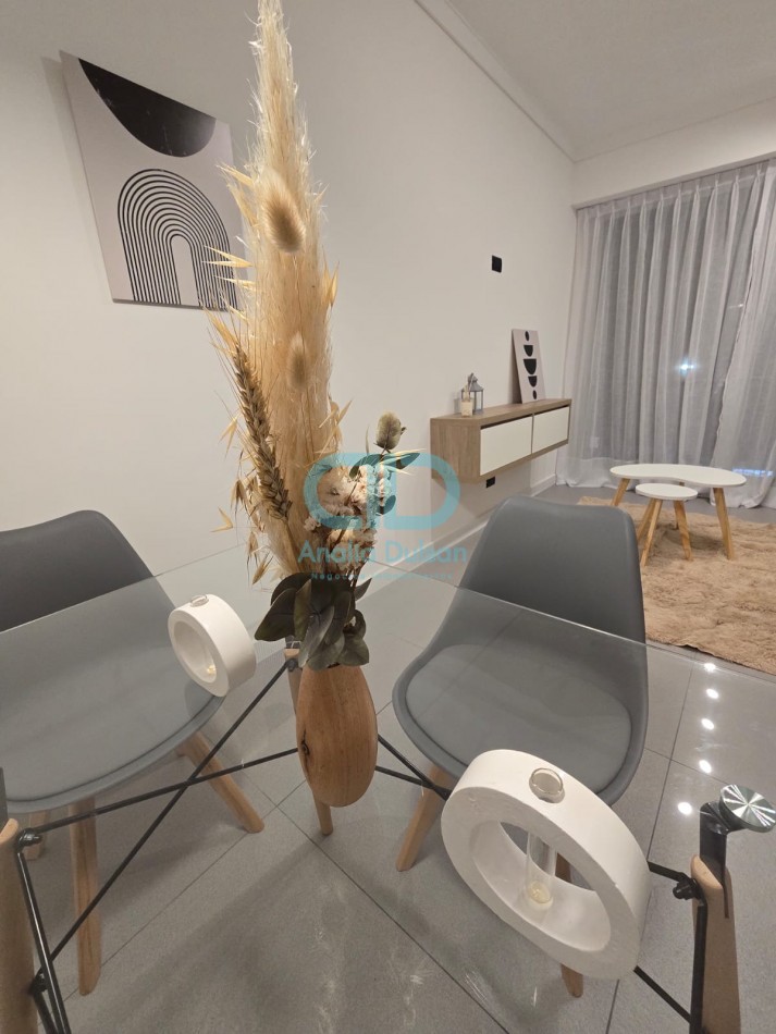 VENTA DEPARTAMENTO 2 AMBIENTES CON DEPENDENCIA