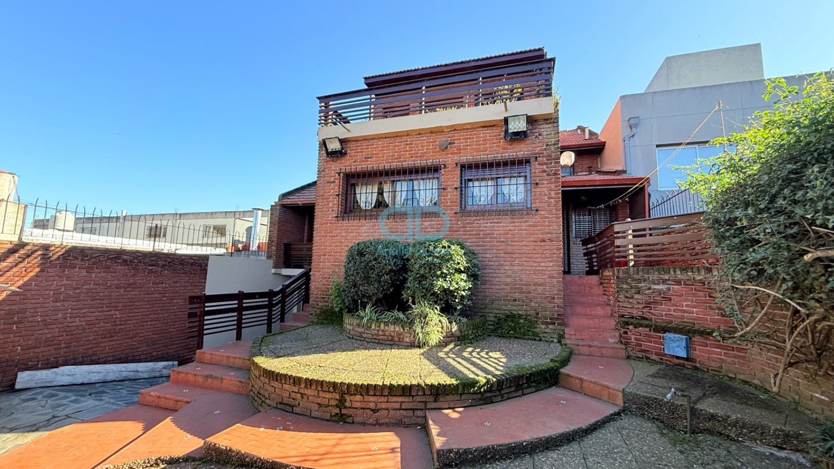 VENTA IMPORTANTE CHALET