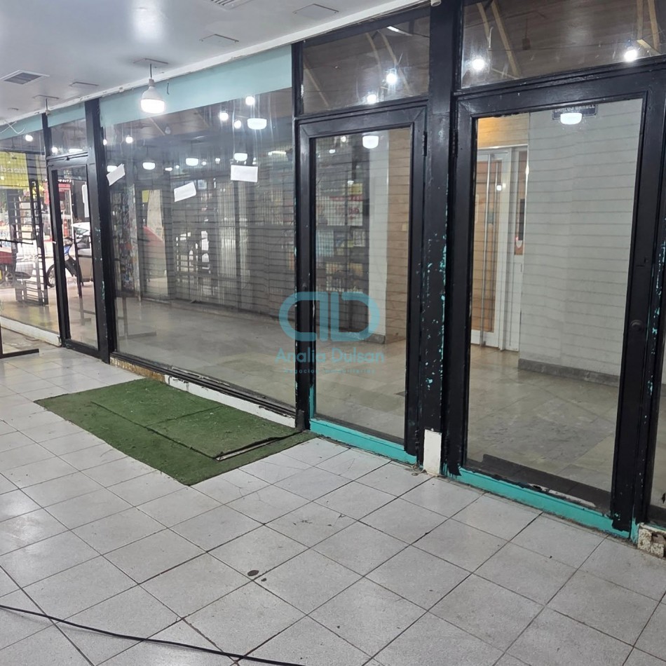 VENTA LOCAL CENTRICO