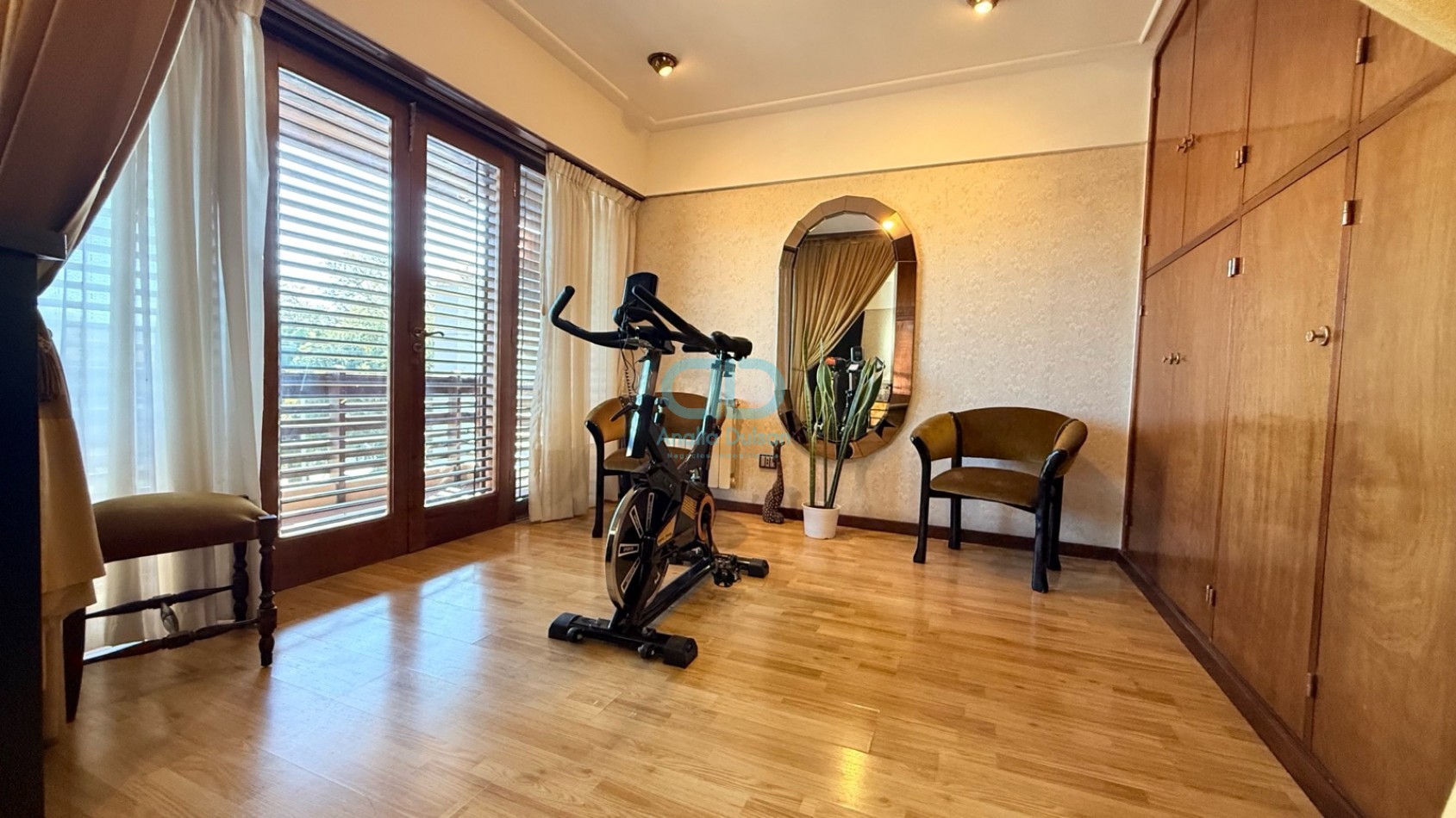 VENTA IMPORTANTE CHALET