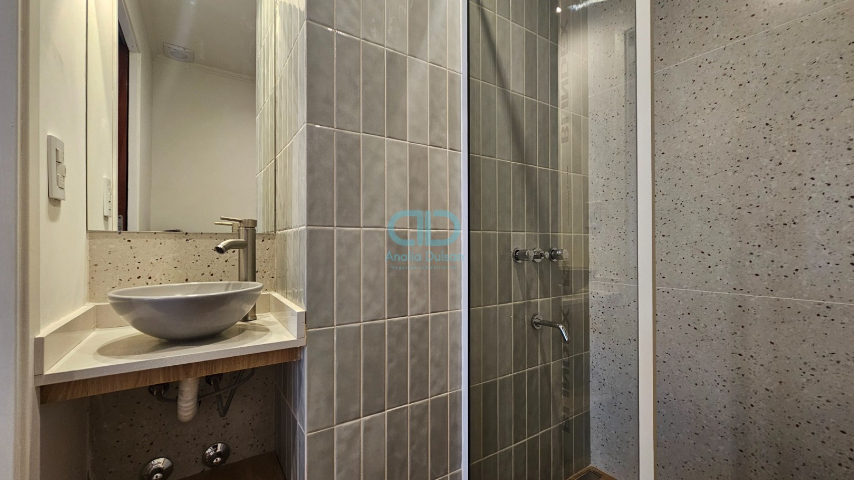 VENTA UN AMBIENTE CON BALCON TERRAZA
