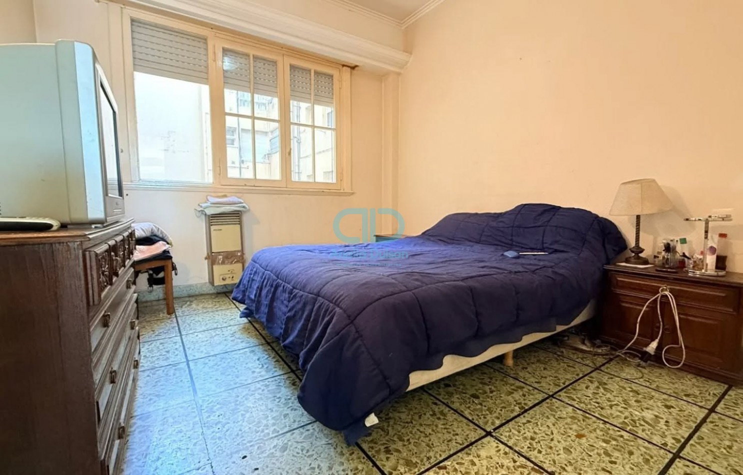 VENTA 2 AMBIENTES CON DEPENDENCIA 