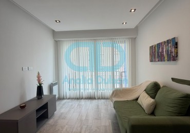 VENTA 2 AMBIENTES CON DEPENDENCIA A LA CALLE CON BALCON